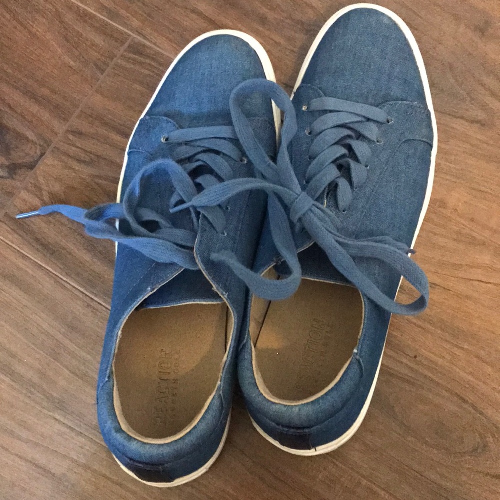 Blue denim shoes